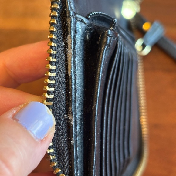 Marc Jacobs Empire City Leather Wristlet - Picture 10 of 12